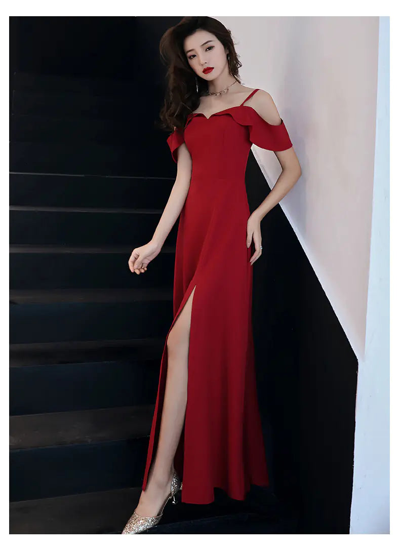 Elegant Off-Shoulder Maxi Dress with Slit Design