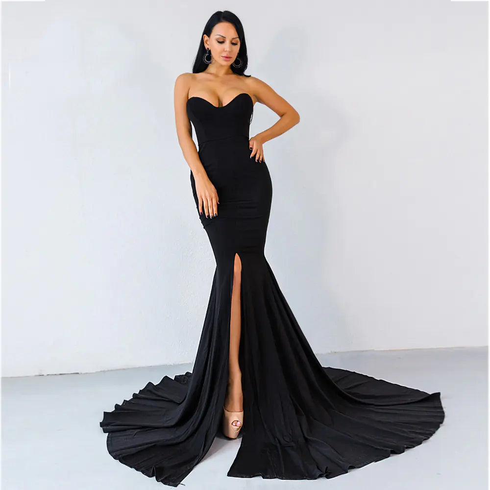 Elegant Off-Shoulder Solid Color Maxi Dress with Slit