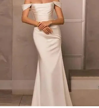 Furrzy Ivory Satin Mermaid Wedding Dress